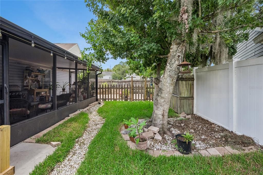 For Sale: $409,000 (3 beds, 2 baths, 1396 Square Feet)