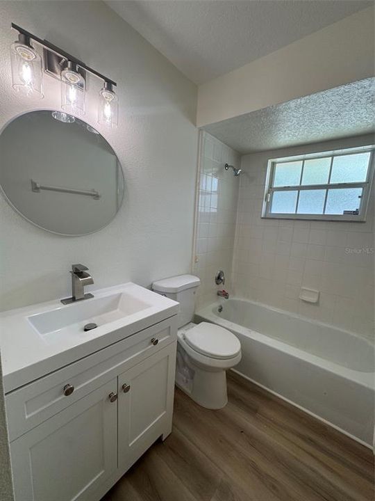 В аренду: $1,700 (2 спален, 2 ванн, 1058 Квадратных фут)