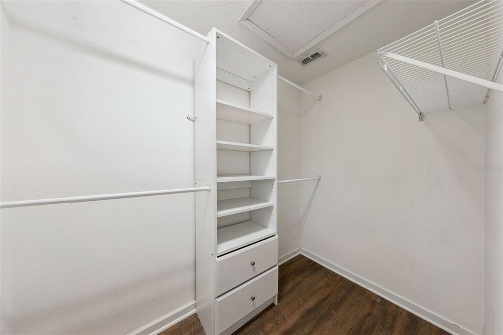 В аренду: $2,250 (2 спален, 2 ванн, 1550 Квадратных фут)
