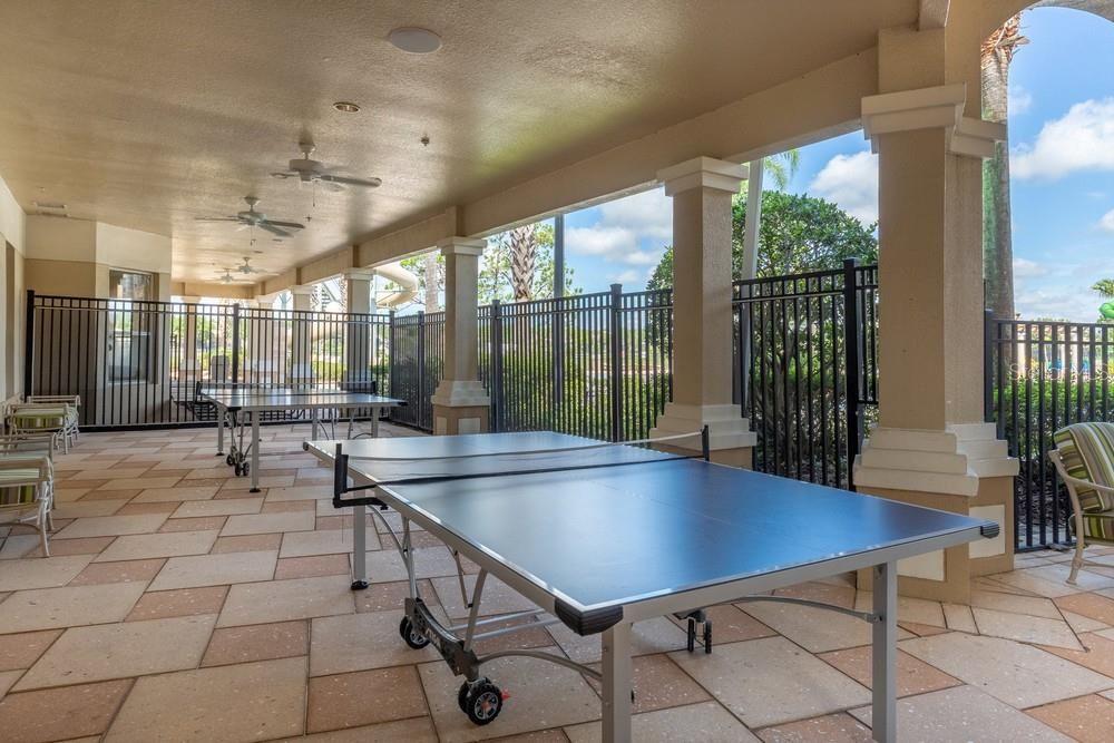 Active With Contract: $384,900 (3 beds, 2 baths, 1247 Square Feet)