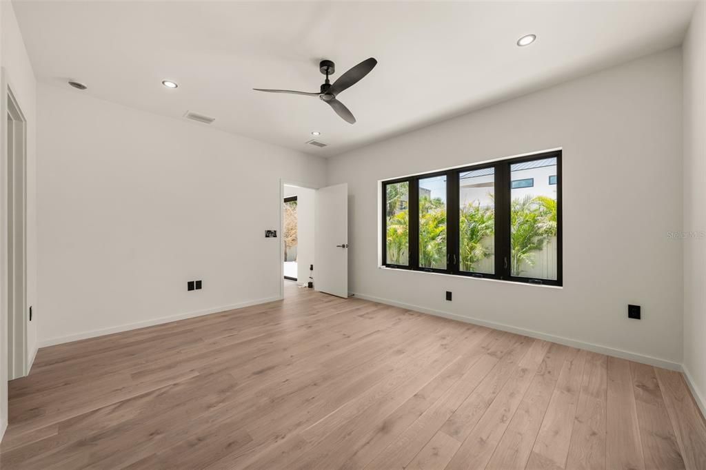 En Venta: $2,749,000 (5 camas, 4 baños, 3128 Pies cuadrados)
