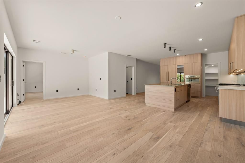 En Venta: $2,749,000 (5 camas, 4 baños, 3128 Pies cuadrados)