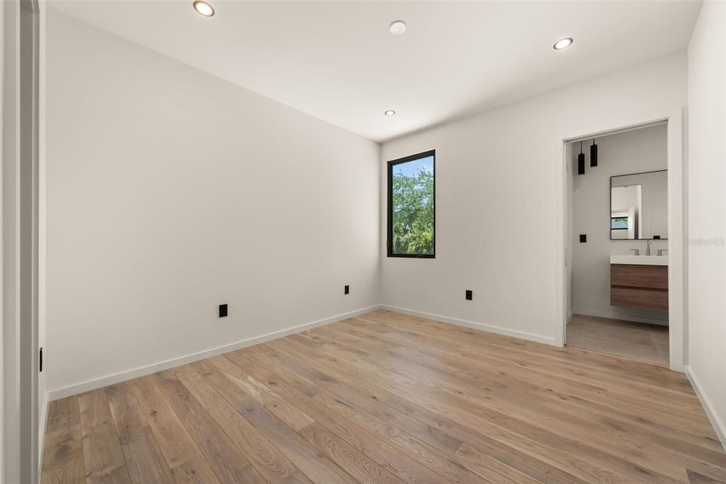 En Venta: $2,749,000 (5 camas, 4 baños, 3128 Pies cuadrados)