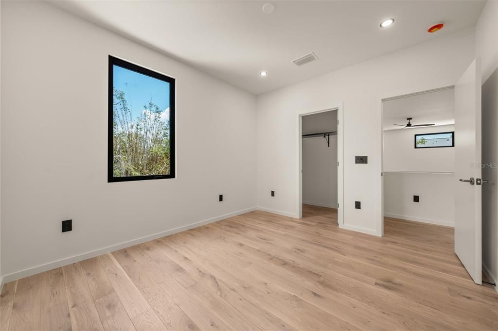 En Venta: $2,749,000 (5 camas, 4 baños, 3128 Pies cuadrados)