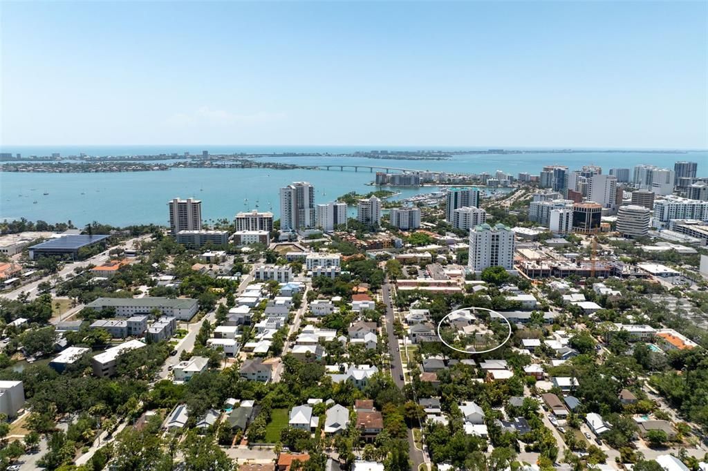 En Venta: $2,749,000 (5 camas, 4 baños, 3128 Pies cuadrados)
