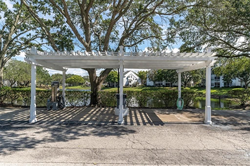 For Sale: $175,000 (2 beds, 2 baths, 1121 Square Feet)