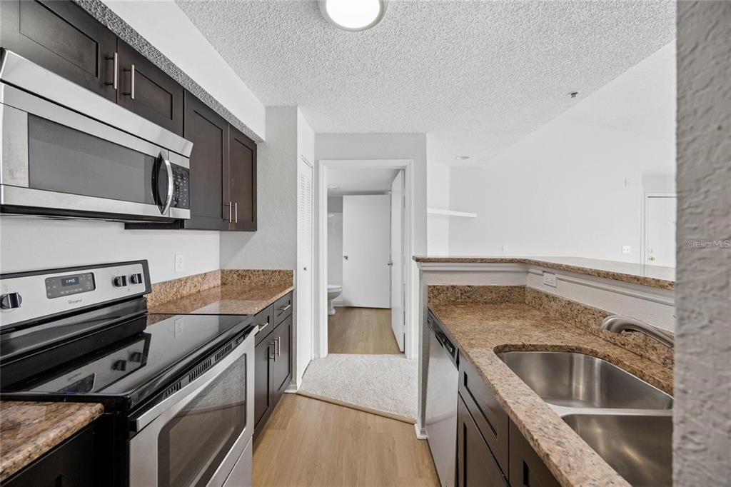 В аренду: $1,599 (2 спален, 2 ванн, 1026 Квадратных фут)