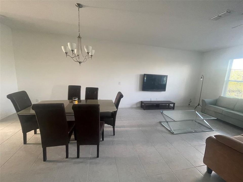 На продажу: $369,000 (3 спален, 2 ванн, 2174 Квадратных фут)