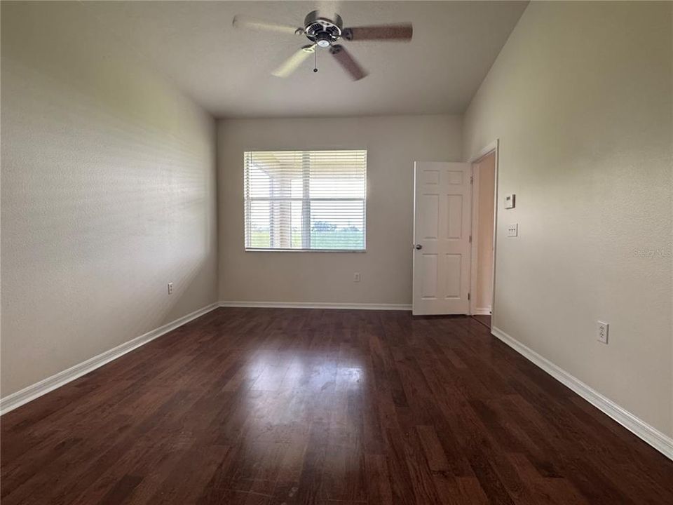 В аренду: $2,395 (3 спален, 2 ванн, 1757 Квадратных фут)