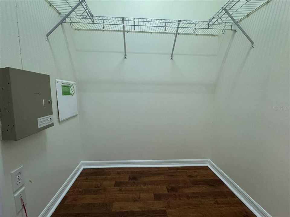 В аренду: $2,395 (3 спален, 2 ванн, 1757 Квадратных фут)
