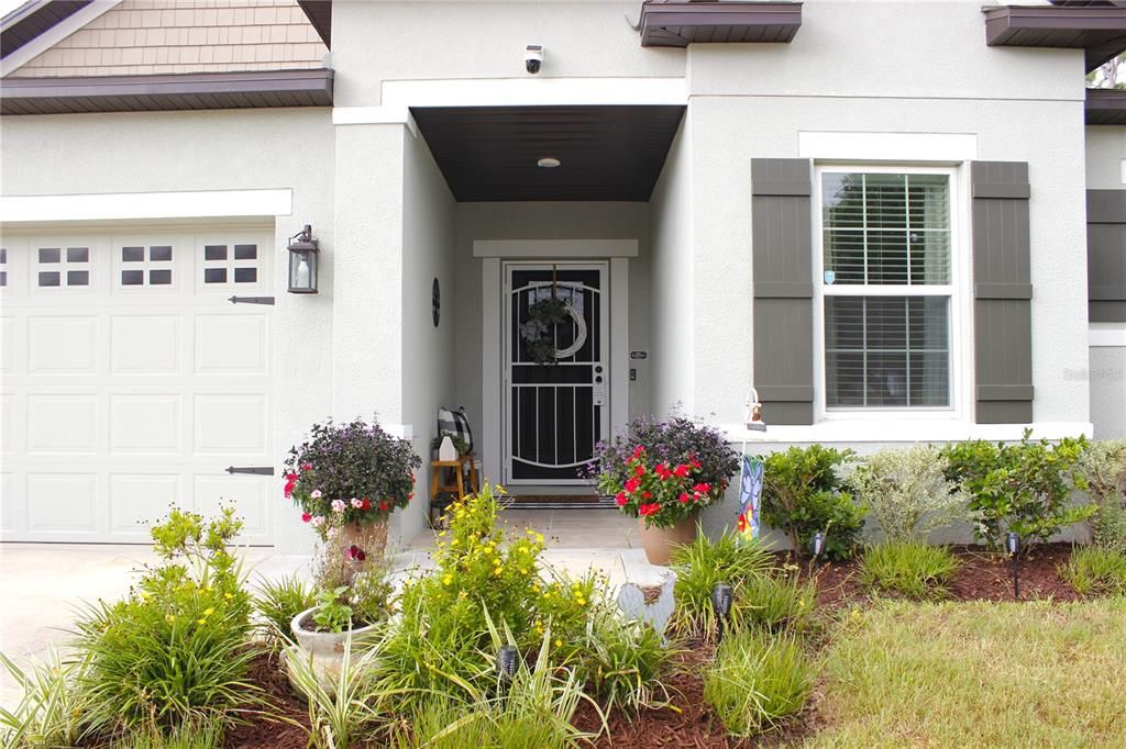 For Sale: $438,900 (3 beds, 2 baths, 1998 Square Feet)