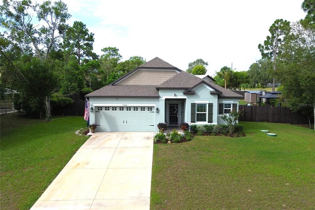 For Sale: $438,900 (3 beds, 2 baths, 1998 Square Feet)