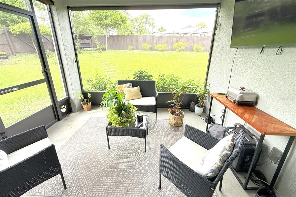 For Sale: $438,900 (3 beds, 2 baths, 1998 Square Feet)
