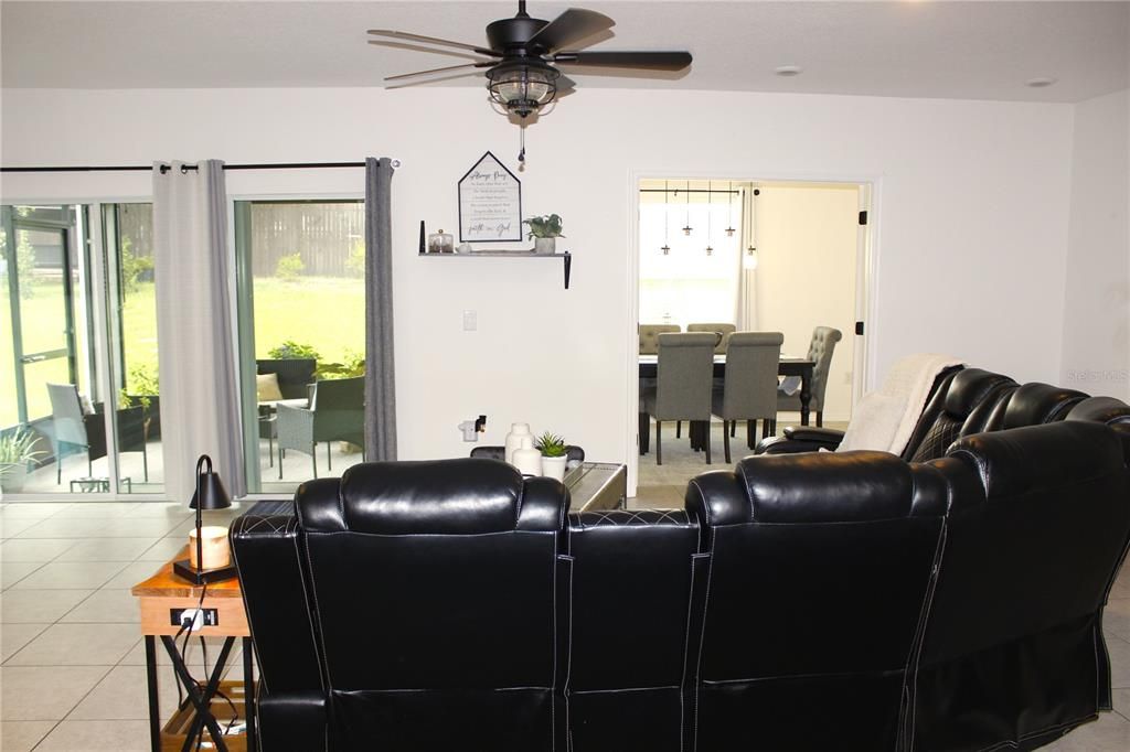 For Sale: $438,900 (3 beds, 2 baths, 1998 Square Feet)