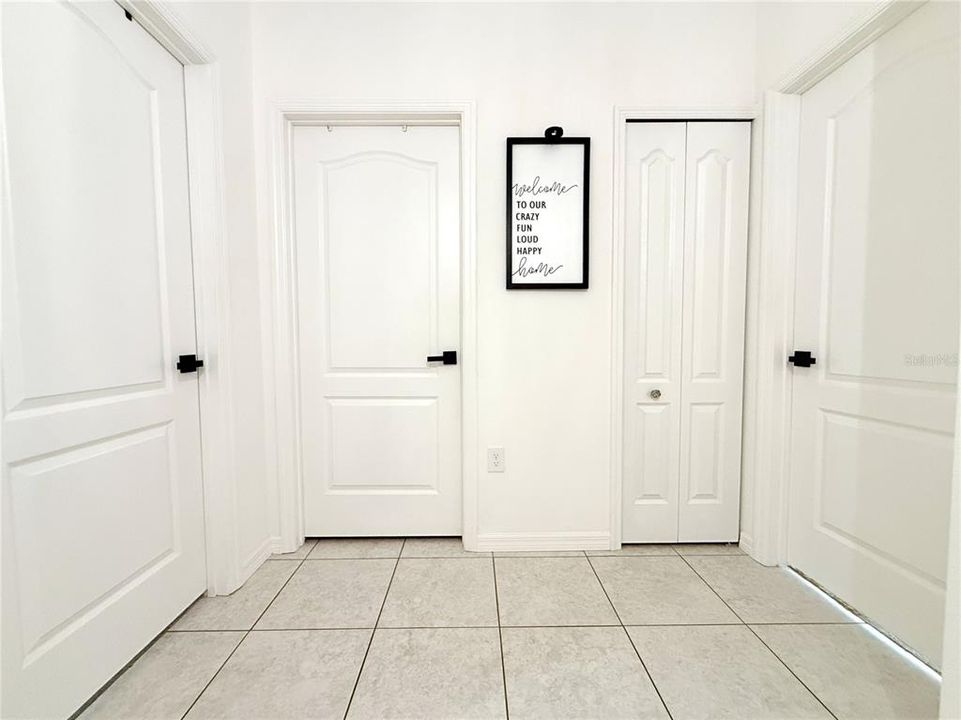 For Sale: $438,900 (3 beds, 2 baths, 1998 Square Feet)