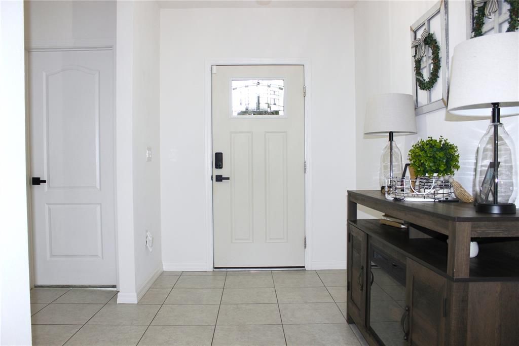 For Sale: $438,900 (3 beds, 2 baths, 1998 Square Feet)