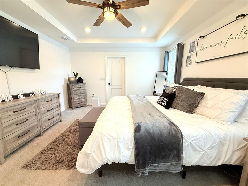 For Sale: $438,900 (3 beds, 2 baths, 1998 Square Feet)