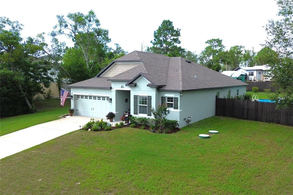For Sale: $438,900 (3 beds, 2 baths, 1998 Square Feet)