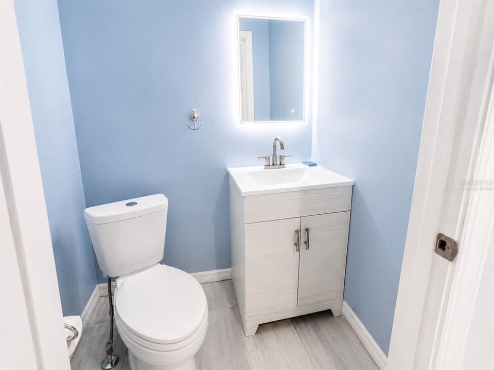В аренду: $2,300 (3 спален, 1 ванн, 1084 Квадратных фут)