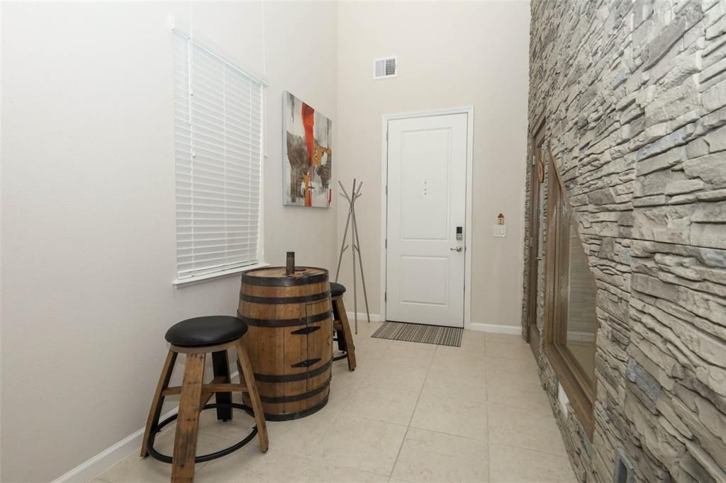 En Venta: $549,000 (3 camas, 2 baños, 2237 Pies cuadrados)
