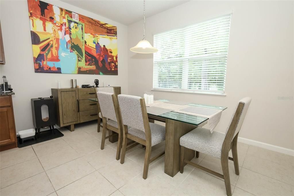 En Venta: $549,000 (3 camas, 2 baños, 2237 Pies cuadrados)