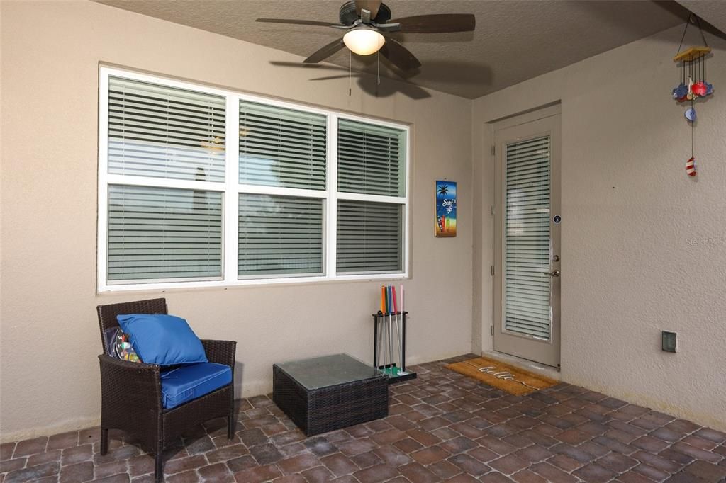 En Venta: $549,000 (3 camas, 2 baños, 2237 Pies cuadrados)