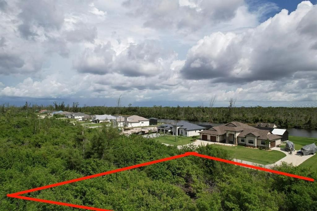 待售: $65,900 (0.27 acres)