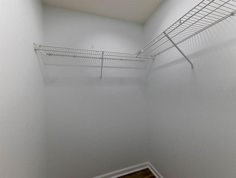 На продажу: $365,000 (4 спален, 2 ванн, 1662 Квадратных фут)