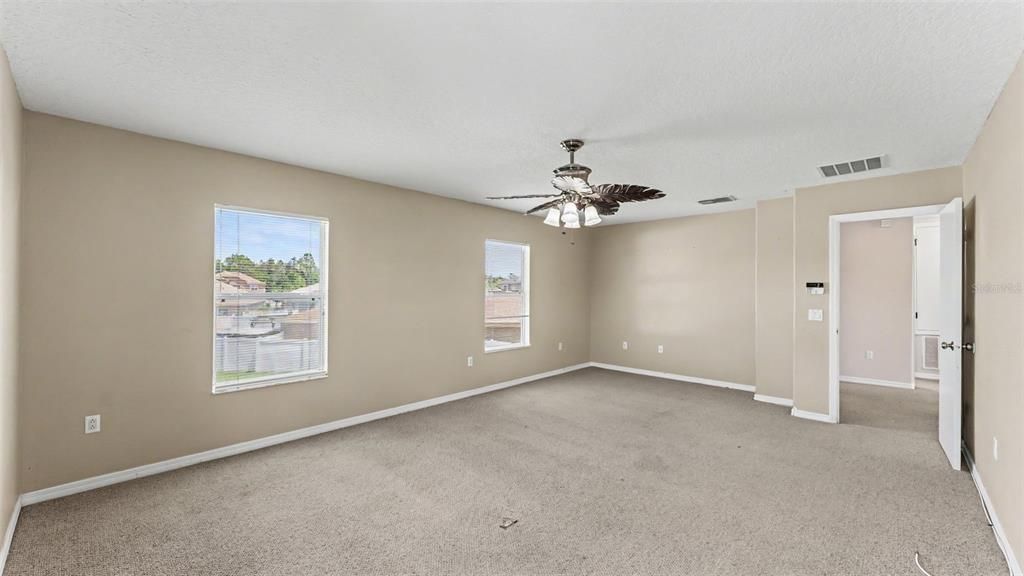 For Sale: $310,000 (3 beds, 2 baths, 2396 Square Feet)