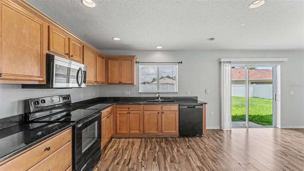 For Sale: $310,000 (3 beds, 2 baths, 2396 Square Feet)