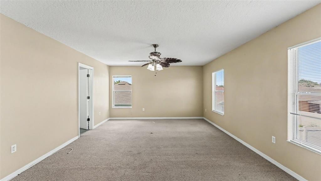 For Sale: $310,000 (3 beds, 2 baths, 2396 Square Feet)