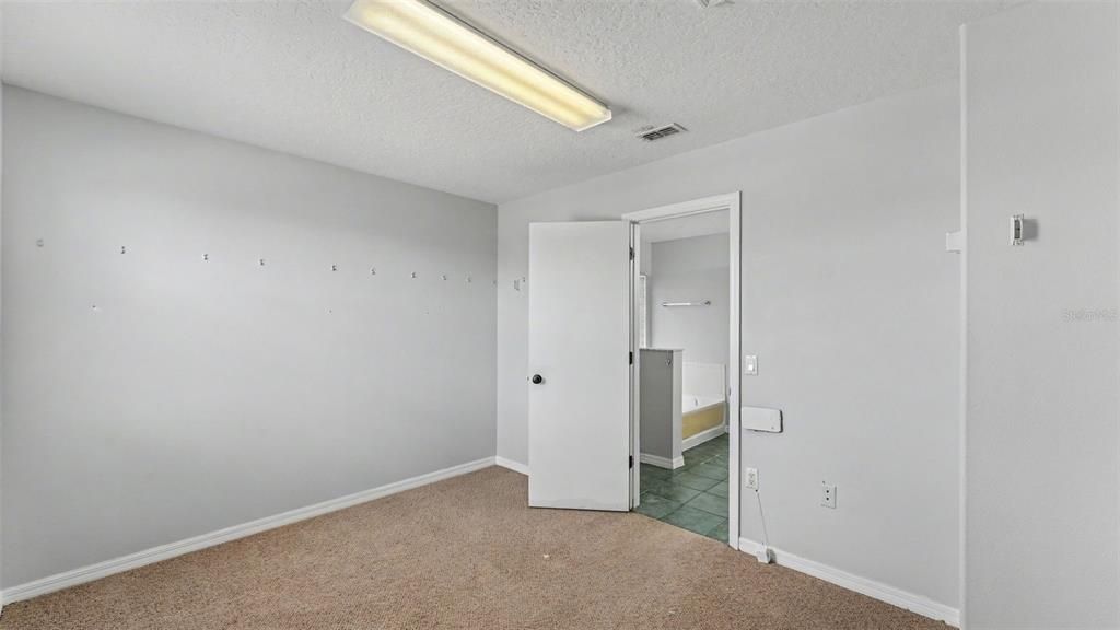 For Sale: $310,000 (3 beds, 2 baths, 2396 Square Feet)