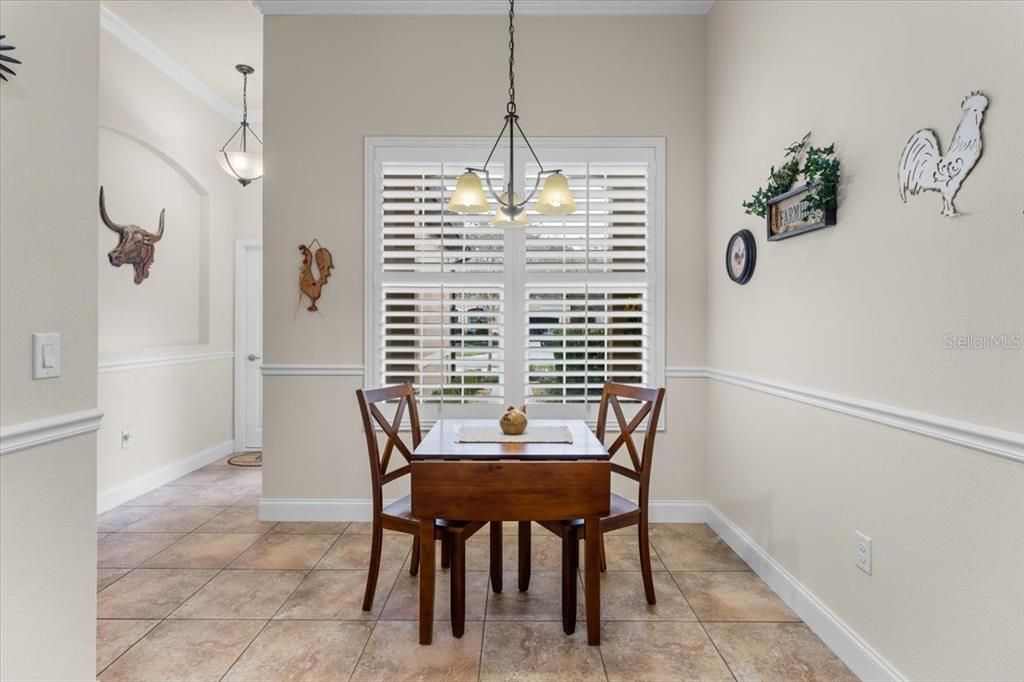 For Sale: $350,000 (3 beds, 2 baths, 1695 Square Feet)