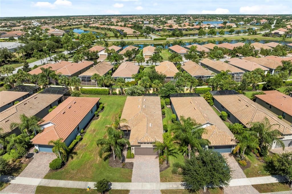 En Venta: $399,000 (2 camas, 2 baños, 1437 Pies cuadrados)