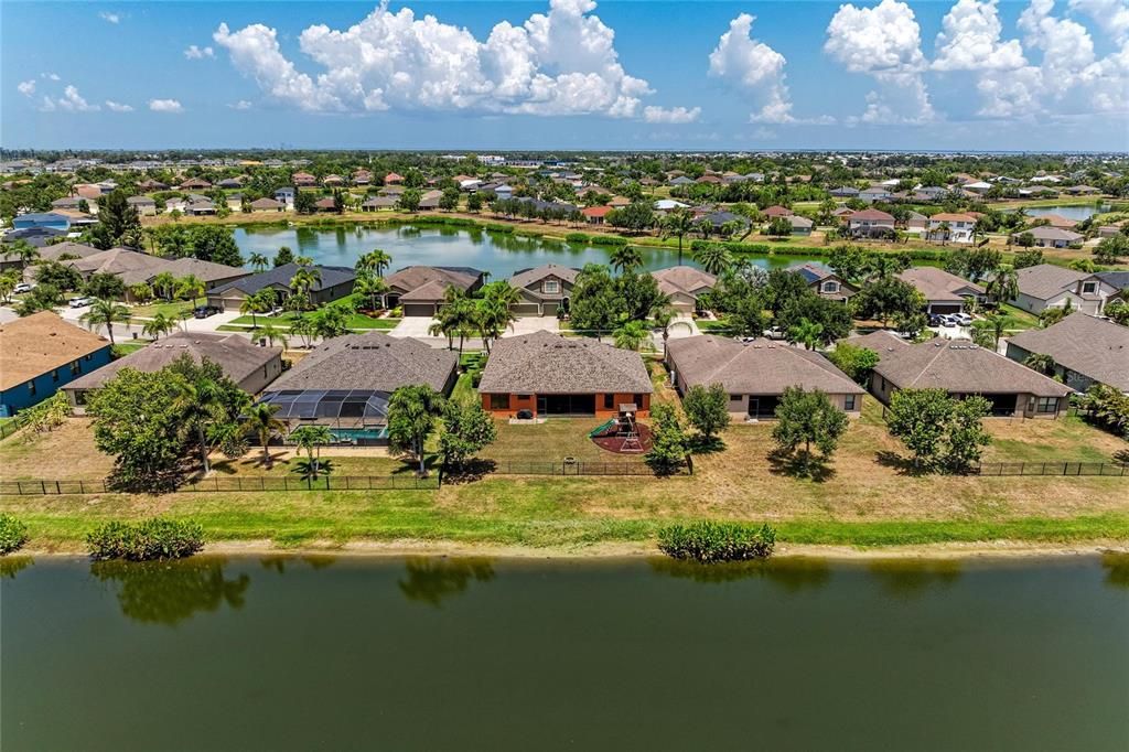 En Venta: $514,240 (4 camas, 3 baños, 2450 Pies cuadrados)