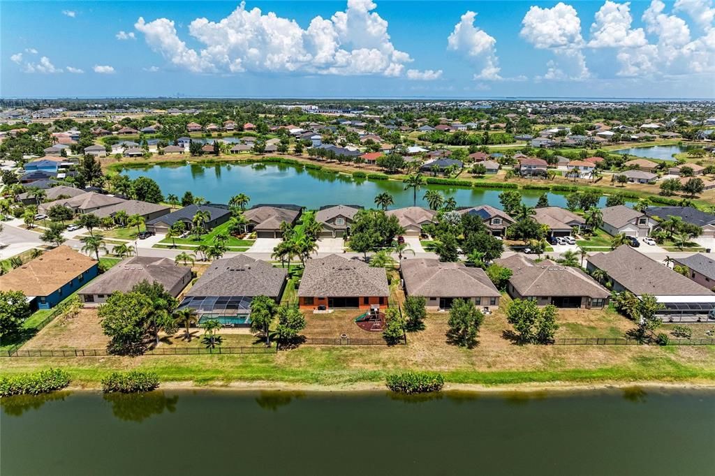 En Venta: $514,240 (4 camas, 3 baños, 2450 Pies cuadrados)