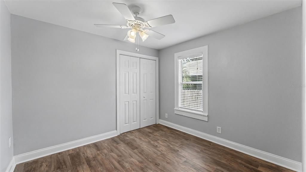 For Sale: $225,000 (2 beds, 1 baths, 660 Square Feet)