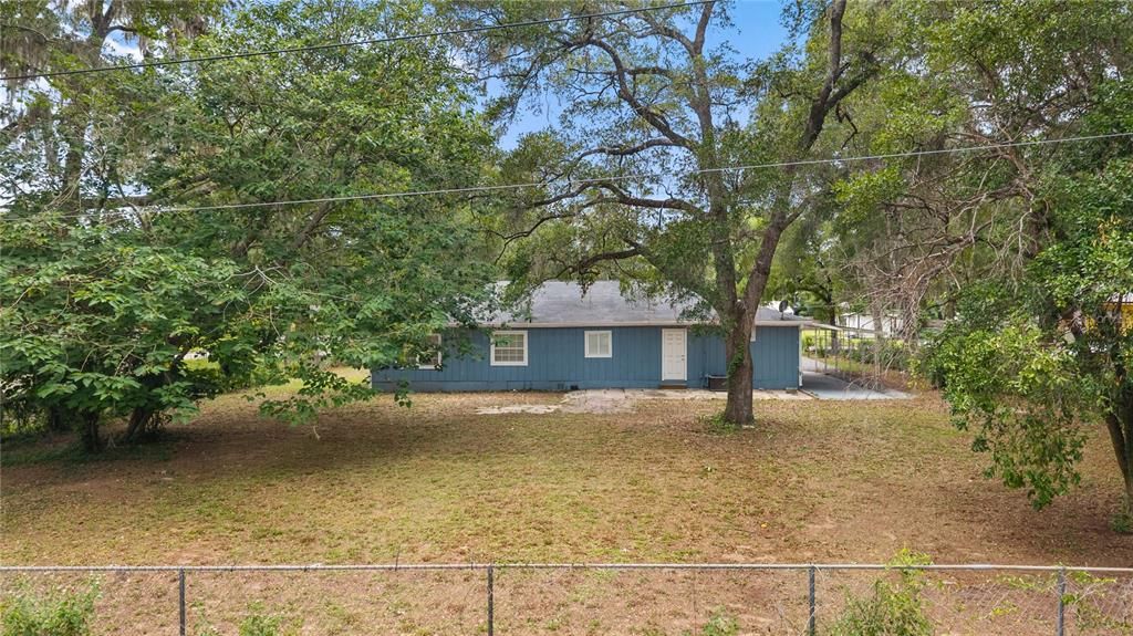 En Venta: $239,000 (4 camas, 2 baños, 1494 Pies cuadrados)