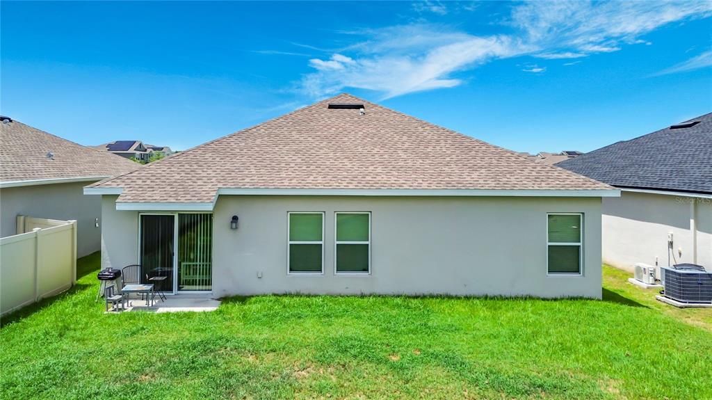 En Venta: $329,900 (3 camas, 2 baños, 1295 Pies cuadrados)