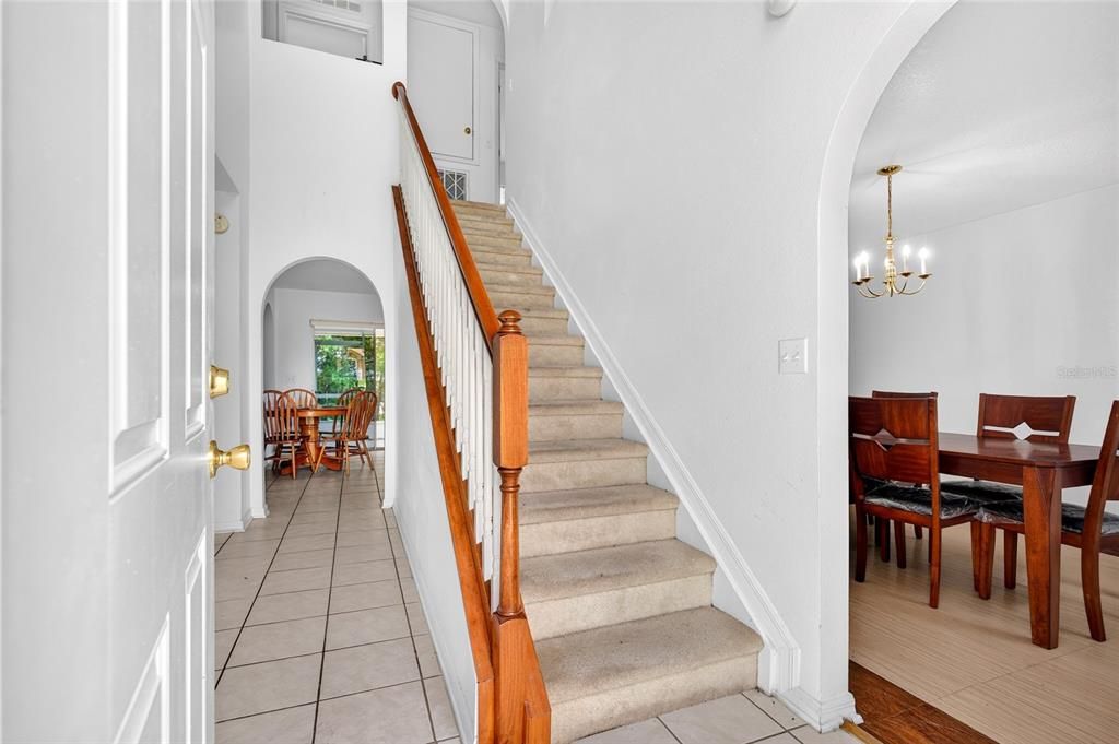 For Sale: $399,900 (4 beds, 2 baths, 2220 Square Feet)