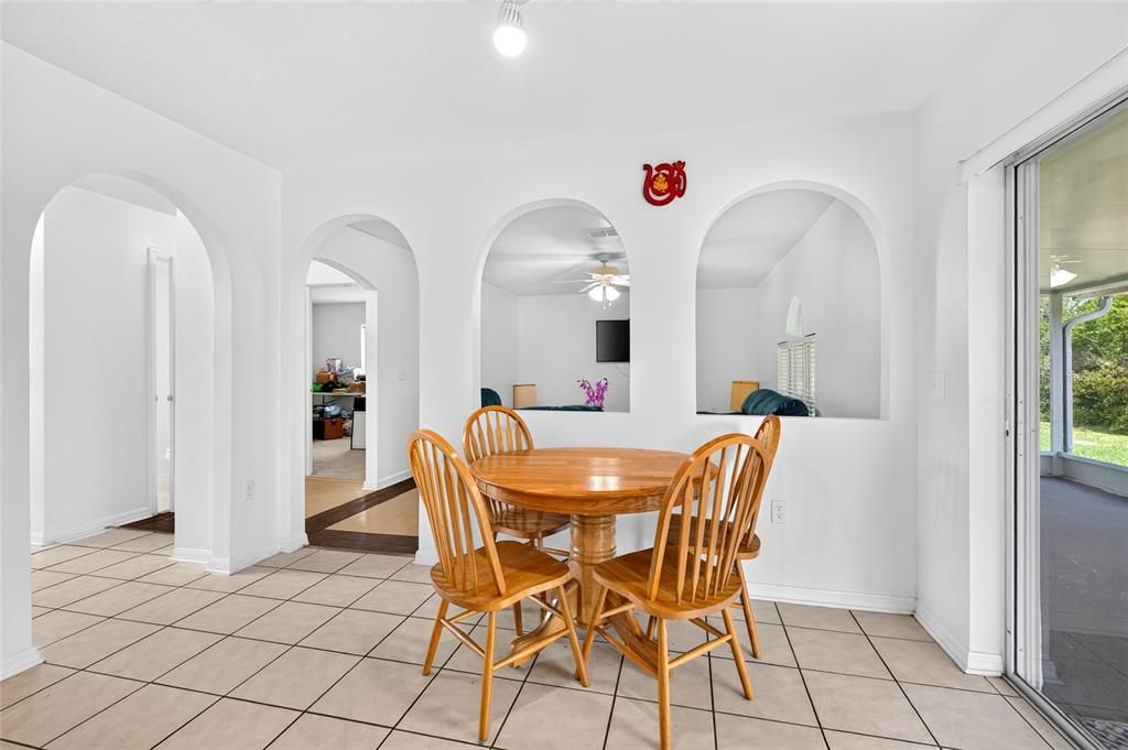 For Sale: $399,900 (4 beds, 2 baths, 2220 Square Feet)