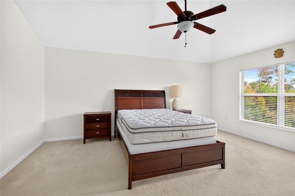 For Sale: $399,900 (4 beds, 2 baths, 2220 Square Feet)