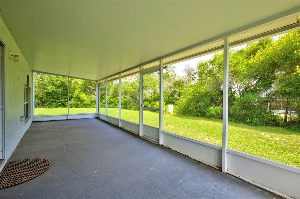 For Sale: $399,900 (4 beds, 2 baths, 2220 Square Feet)