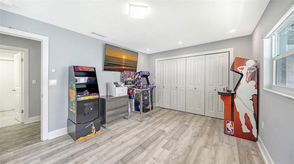 En Venta: $649,999 (2 camas, 2 baños, 1551 Pies cuadrados)
