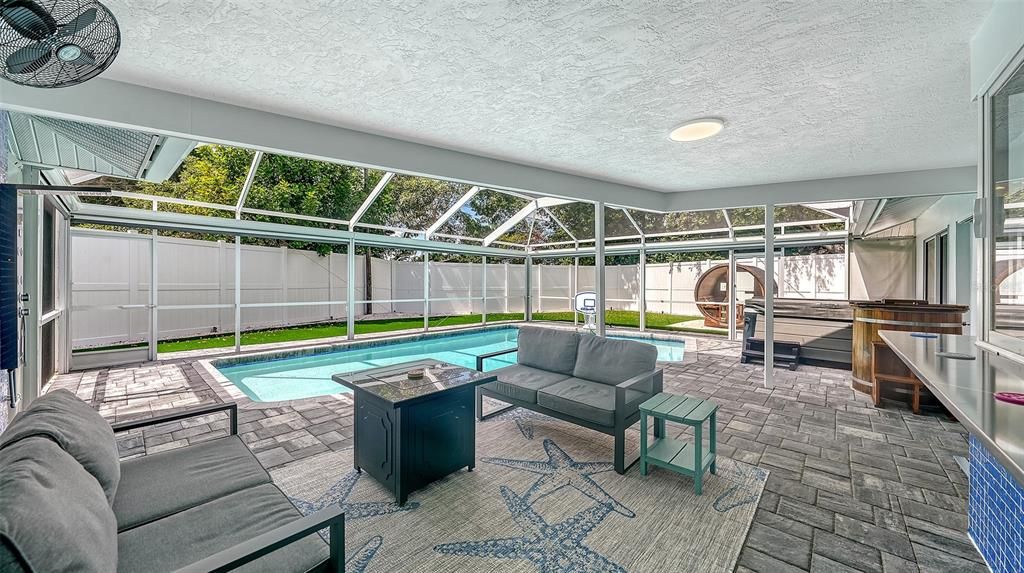 En Venta: $649,999 (2 camas, 2 baños, 1551 Pies cuadrados)