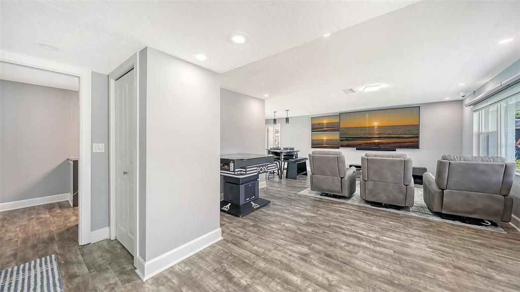 En Venta: $649,999 (2 camas, 2 baños, 1551 Pies cuadrados)