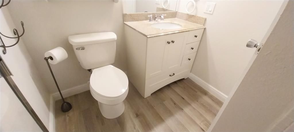 В аренду: $1,625 (2 спален, 2 ванн, 960 Квадратных фут)