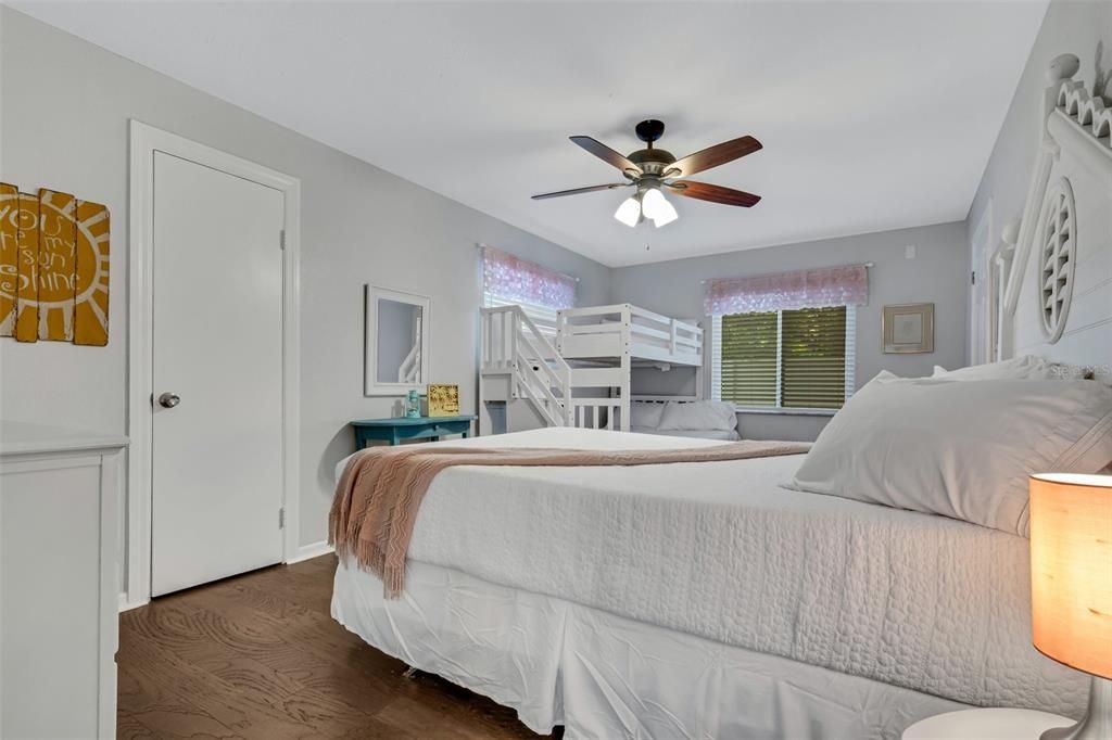 For Sale: $490,000 (3 beds, 2 baths, 1507 Square Feet)