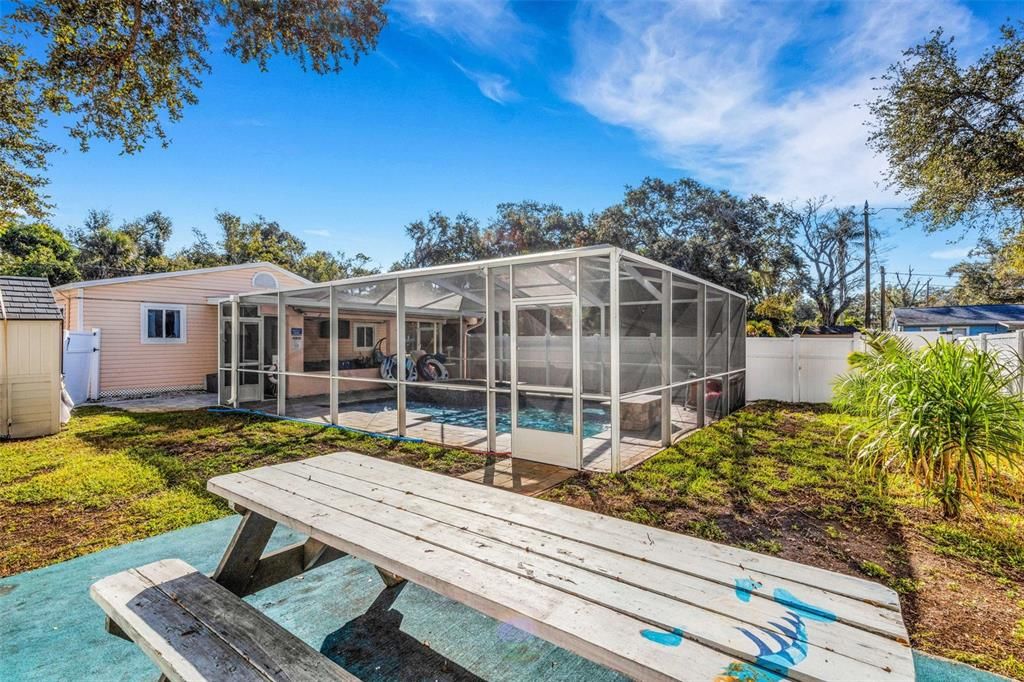 For Sale: $490,000 (3 beds, 2 baths, 1507 Square Feet)