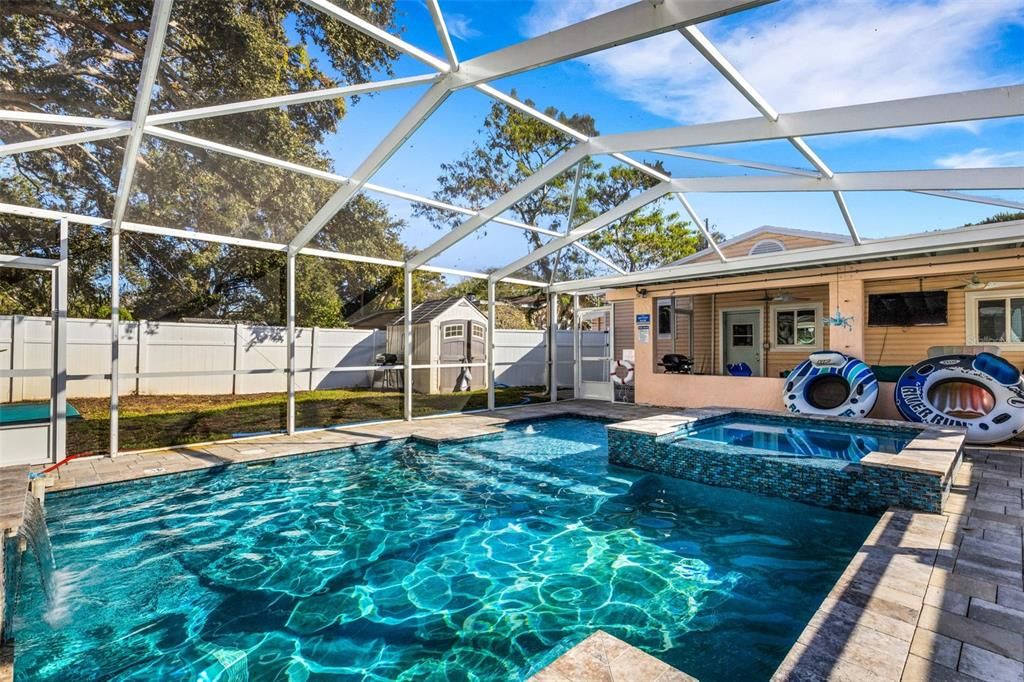 For Sale: $490,000 (3 beds, 2 baths, 1507 Square Feet)